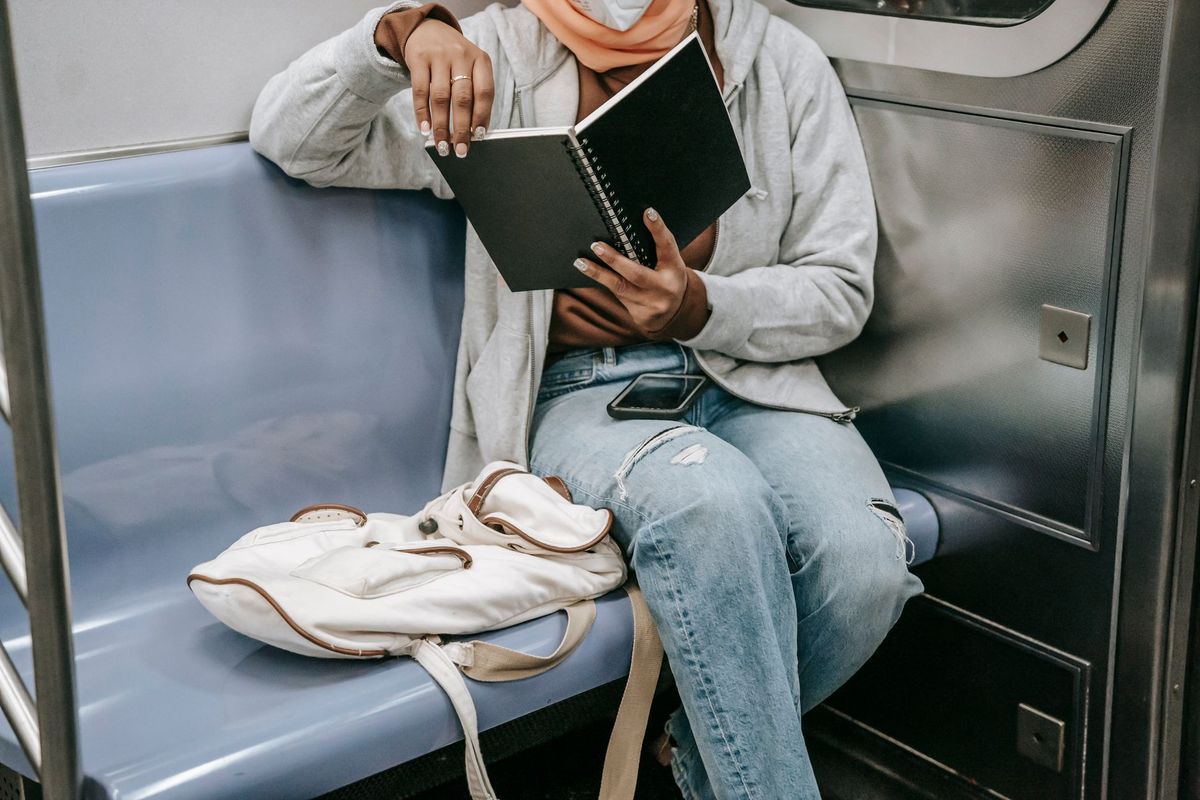 UK Rail Commute Note-Taking: Making the Most of Your Journey